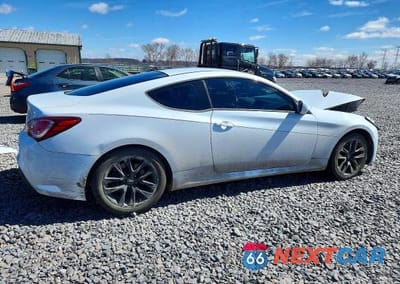 Trzecie zdjęcie samochodu z tyłu: 2014 HYUNDAI GENESIS COUPE 2.0T VIN:KMHHT6KD2EU120553 - miniatura