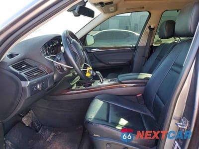 Zdjęcie 7 z 12 samochodu: 2012 BMW X5 XDRIVE35I VIN:5UXZV4C5XCL750398 - miniatura