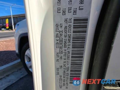 Zdjęcie 10 z 10 samochodu: 2019 JEEP COMPASS LATITUDE VIN:3C4NJCBB3KT801255 - miniatura