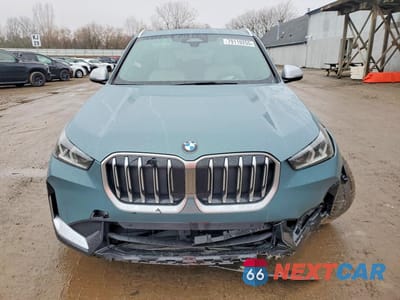 Piąte zdjęcie samochodu w środku: 2024 BMW X1 XDRIVE28I VIN:WBX73EF03R5Y98431 - miniatura