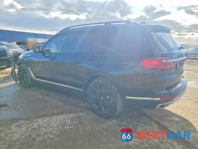 Drugie zdjęcie samochodu z przodu: 2021 BMW X7 XDRIVE40I VIN:5UXCW2C07M9F27460 - miniatura