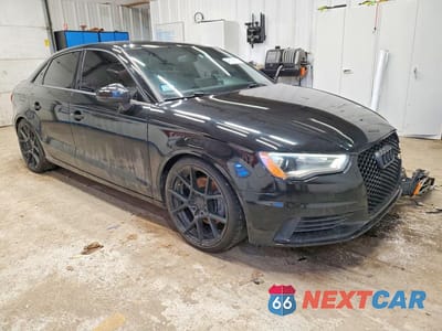 Czwarte zdjęcie samochodu z boku: 2015 AUDI A3 PREMIUM VIN:WAUBFGFF5F1104351 - miniatura