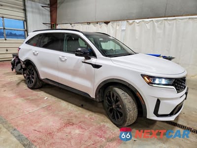 Czwarte zdjęcie samochodu z boku: 2021 KIA SORENTO SX VIN:5XYRKDLF0MG014215 - miniatura