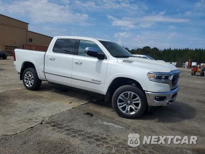 Czwarte zdjęcie samochodu z boku: 2023 RAM 1500 LIMITED VIN:1C6SRFHT2PN544908 - miniatura