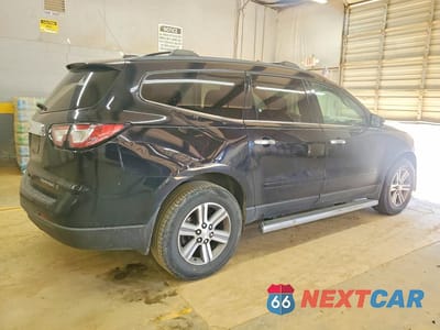 Trzecie zdjęcie samochodu z tyłu: 2016 CHEVROLET TRAVERSE LT VIN:1GNKVGKD3GJ301845 - miniatura