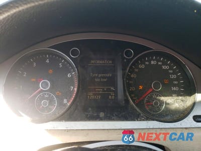 Zdjęcie 9 z 12 samochodu: 2011 VOLKSWAGEN CC SPORT VIN:WVWMP7AN9BE705739 - miniatura