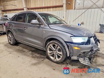 Czwarte zdjęcie samochodu z boku: 2016 AUDI Q3 PRESTIGE VIN:WA1GFCFS2GR012416 - miniatura