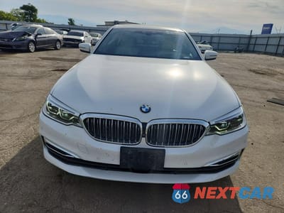 Piąte zdjęcie samochodu w środku: 2018 BMW 540 I VIN:WBAJE5C54JWA95574 - miniatura