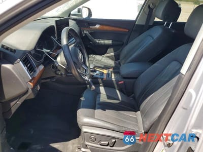 Zdjęcie 7 z 12 samochodu: 2021 AUDI Q5 PREMIUM VIN:WA1AAAFY8M2101196 - miniatura