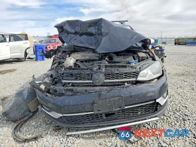 Piąte zdjęcie samochodu w środku: 2017 VOLKSWAGEN GOLF ALLTRACK S VIN:3VWH17AU7HM540591 - miniatura