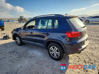 Drugie zdjęcie samochodu z przodu: 2016 VOLKSWAGEN TIGUAN S VIN:WVGAV7AX5GW555944 - miniatura