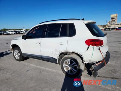 Drugie zdjęcie samochodu z przodu: 2015 VOLKSWAGEN TIGUAN S VIN:WVGAV7AX3FW542995 - miniatura