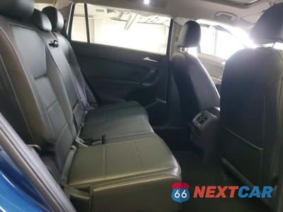 Zdjęcie 10 z 13 samochodu: 2018 VOLKSWAGEN TIGUAN SE VIN:3VV2B7AX6JM066110 - miniatura