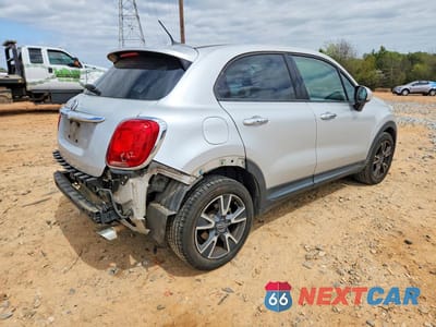 Trzecie zdjęcie samochodu z tyłu: 2016 FIAT 500X EASY VIN:ZFBCFXBT8GP492647 - miniatura