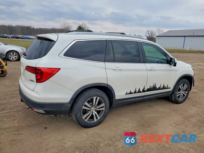 Trzecie zdjęcie samochodu z tyłu: 2018 HONDA PILOT EX VIN:5FNYF6H38JB071078 - miniatura