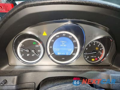 Zdjęcie 9 z 12 samochodu: 2009 MERCEDES-BENZ C 300 4MATIC VIN:WDDGF81XX9R056601 - miniatura