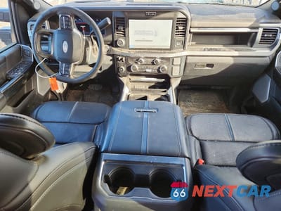 Zdjęcie 8 z 13 samochodu: 2025 FORD F450 SUPER DUTY VIN:1FT8W4DM7SED72429 - miniatura