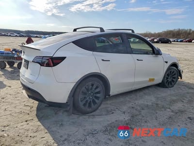 Trzecie zdjęcie samochodu z tyłu: 2021 TESLA MODEL Y VIN:5YJYGDEE3MF192970 - miniatura