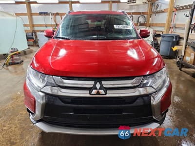 Piąte zdjęcie samochodu w środku: 2016 MITSUBISHI OUTLANDER SE VIN:JA4AD3A30GZ051727 - miniatura