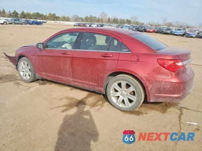 Drugie zdjęcie samochodu z przodu: 2013 CHRYSLER 200 LX VIN:1C3CCBAB9DN761803 - miniatura