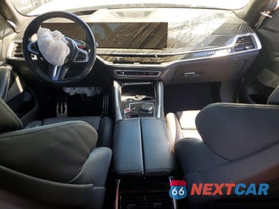 Zdjęcie 8 z 13 samochodu: 2024 BMW X5 M COMPETITION VIN:5YM13ET08R9T70651 - miniatura