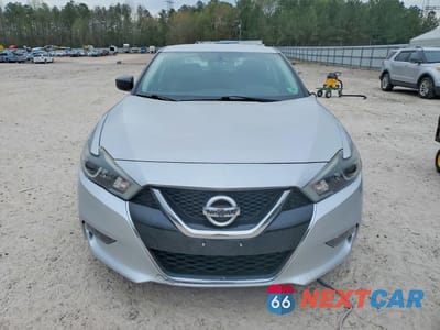 Piąte zdjęcie samochodu w środku: 2018 NISSAN MAXIMA 3.5 S VIN:1N4AA6AP3JC405467 - miniatura