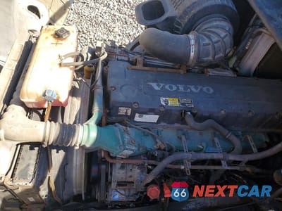 Zdjęcie 7 z 10 samochodu: 2007 VOLVO VNL SEMI TRUCK VIN:4V4NC9GH57N463587 - miniatura