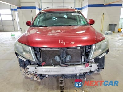 Piąte zdjęcie samochodu w środku: 2016 NISSAN PATHFINDER SV VIN:5N1AR2MM9GC658438 - miniatura