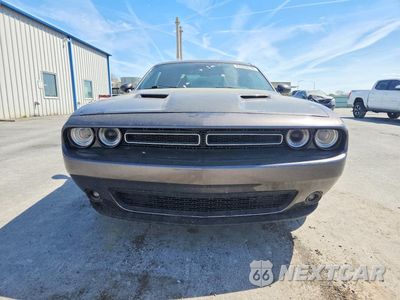 Piąte zdjęcie samochodu w środku: 2018 DODGE CHALLENGER SXT VIN:2C3CDZAG3JH192064 - miniatura