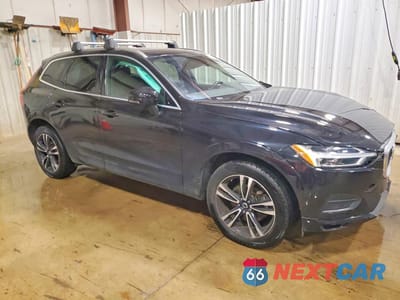 Czwarte zdjęcie samochodu z boku: 2020 VOLVO XC60 T5 MOMENTUM VIN:YV4102RK7L1566382 - miniatura