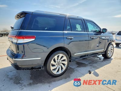 Trzecie zdjęcie samochodu z tyłu: 2024 LINCOLN NAVIGATOR RESERVE VIN:5LMJJ2LG3REL06625 - miniatura