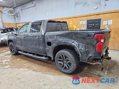 Drugie zdjęcie samochodu z przodu: 2025 CHEVROLET SILVERADO K1500 RST VIN:2GCUKEED2S1190900 - miniatura