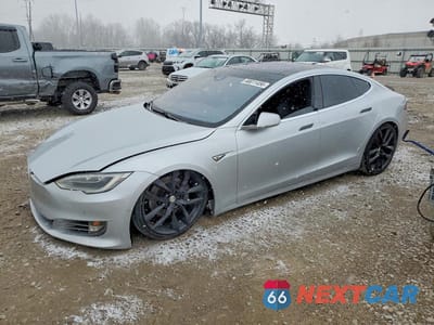 2016 TESLA MODEL S 5YJSA1E22GF157854 - główne zdjęcie licytacji z USA - miniatura