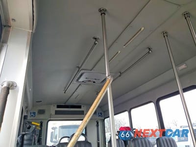 Zdjęcie 9 z 10 samochodu: 2016 FORD E350 SHUTTLE BUS VIN:1FDEE3FL4GDC22663 - miniatura