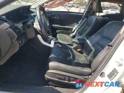 Zdjęcie 7 z 12 samochodu: 2017 HONDA ACCORD TOURING HYBRID VIN:JHMCR6F71HC030563 - miniatura