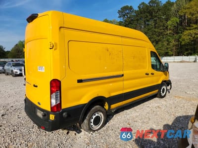 Trzecie zdjęcie samochodu z tyłu: 2022 FORD TRANSIT T-250 VIN:1FTBR1X80NKA39232 - miniatura