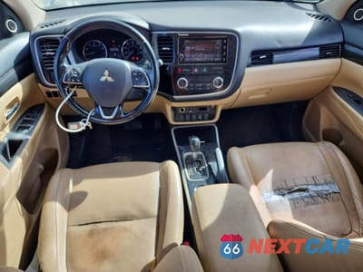 Zdjęcie 8 z 14 samochodu: 2017 MITSUBISHI OUTLANDER SE VIN:JA4AD3A33HZ037189 - miniatura