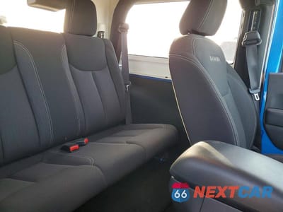 Zdjęcie 10 z 12 samochodu: 2016 JEEP WRANGLER SAHARA VIN:1C4AJWBG5GL140973 - miniatura