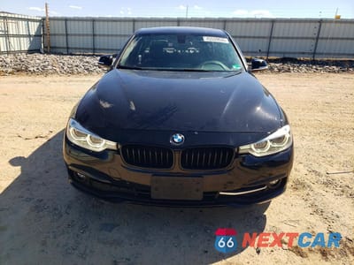 Piąte zdjęcie samochodu w środku: 2016 BMW 328 XI SULEV VIN:WBA8E3C54GK503104 - miniatura