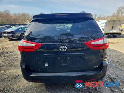 Zdjęcie 6 z 13 samochodu: 2015 TOYOTA SIENNA XLE 8-PASSENGER VIN:5TDYK3DC4FS580720 - miniatura