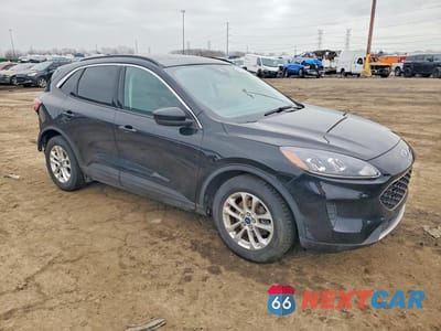 Czwarte zdjęcie samochodu z boku: 2021 FORD ESCAPE SE VIN:1FMCU0G61MUA36236 - miniatura