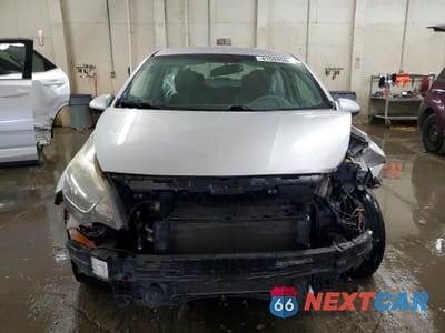 Piąte zdjęcie samochodu w środku: 2016 KIA RIO LX VIN:KNADM4A34G6539988 - miniatura