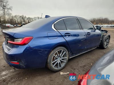 Trzecie zdjęcie samochodu z tyłu: 2019 BMW 330XI VIN:WBA5R7C50KFH32608 - miniatura
