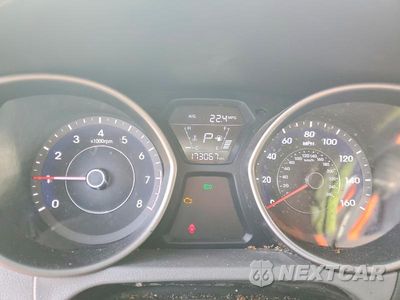 Zdjęcie 9 z 12 samochodu: 2015 HYUNDAI ELANTRA SE VIN:5NPDH4AE8FH639458 - miniatura