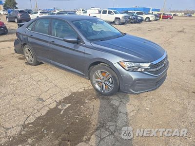 Czwarte zdjęcie samochodu z boku: 2024 VOLKSWAGEN JETTA SE VIN:3VWEM7BU4RM006152 - miniatura