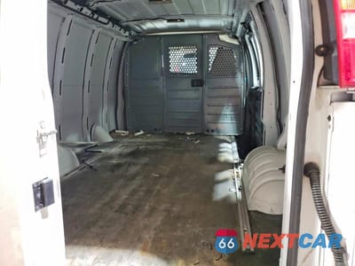 Zdjęcie 10 z 12 samochodu: 2023 CHEV EXPRESS G2500 VIN:1GCWGAFP1P1218890 - miniatura