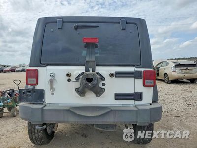 Zdjęcie 6 z 11 samochodu: 2017 JEEP WRANGLER UNLIMITED SPORT VIN:1C4BJWDG9HL506873 - miniatura