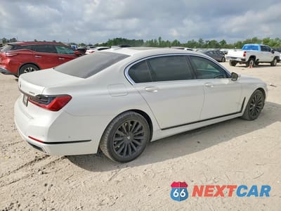 Trzecie zdjęcie samochodu z tyłu: 2021 BMW 740 I VIN:WBA7T2C02MCG11939 - miniatura