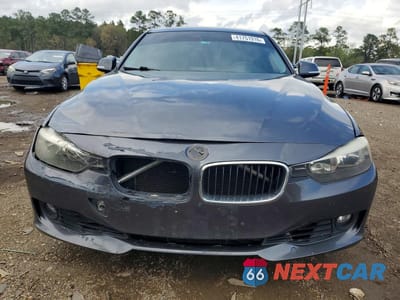 Piąte zdjęcie samochodu w środku: 2013 BMW 328 I VIN:WBA3A5G57DNP21155 - miniatura