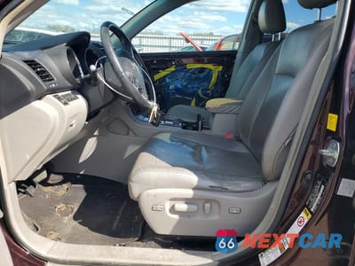 Zdjęcie 7 z 12 samochodu: 2011 TOYOTA HIGHLANDER LIMITED VIN:5TDDK3EH5BS046757 - miniatura